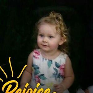 Meet your Posher, Lora